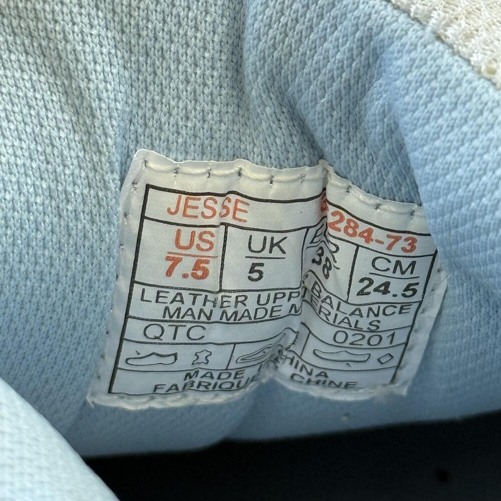 Vans White & Blue Sneakers Size 7.5 - Picture 3 of 8